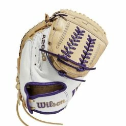 Wilson A2000 Aubree Munro Game Model 34-inch Fastpitch Catcher's Mitt