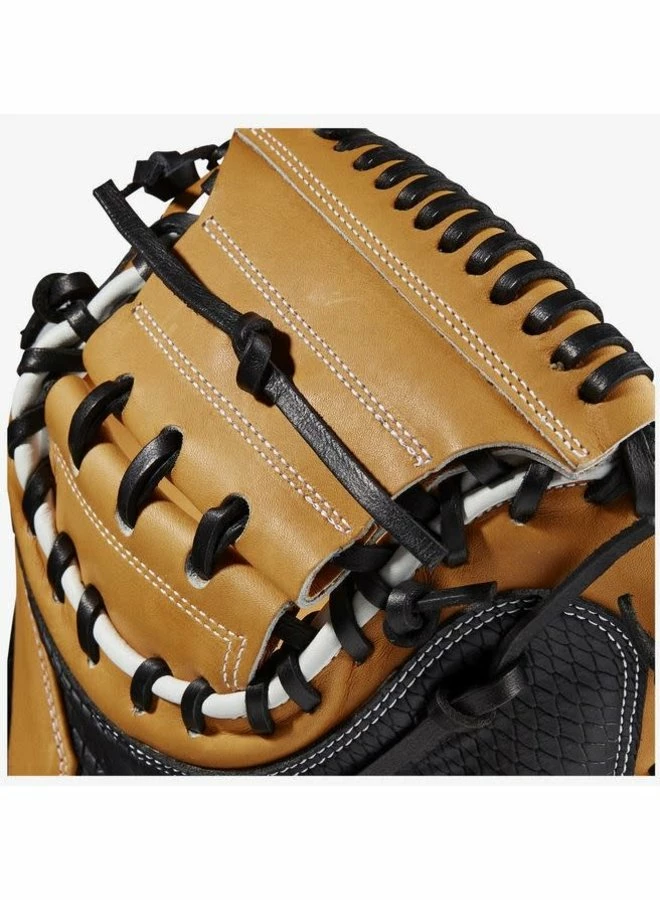 Wilson A2K M1D W/SuperSnakeSkin™ (C) 33.5-inch Catchers Mitt 7 Wilson A2K M1D W/SuperSnakeSkin™ (C) 33.5-inch Catchers Mitt - Image 5